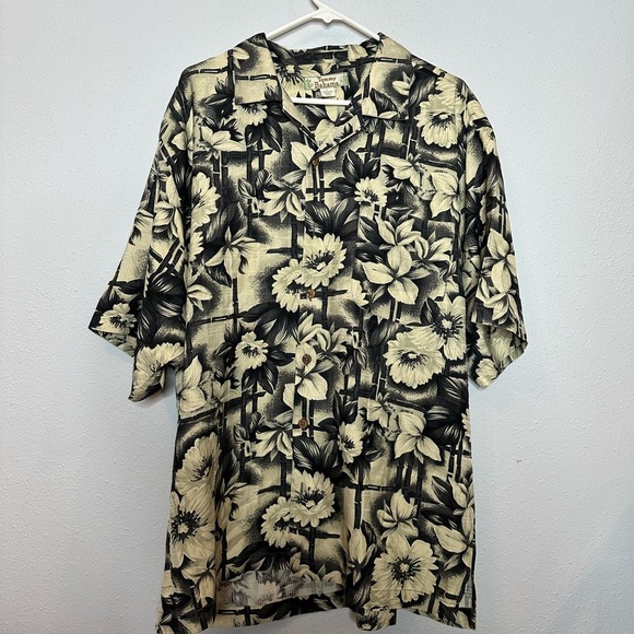 Tommy Bahama silk shirt men’s Hawaiian button down size L - Picture 1 of 5